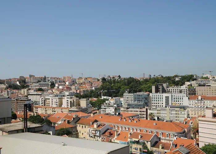 Апартаменты Lisbonne *